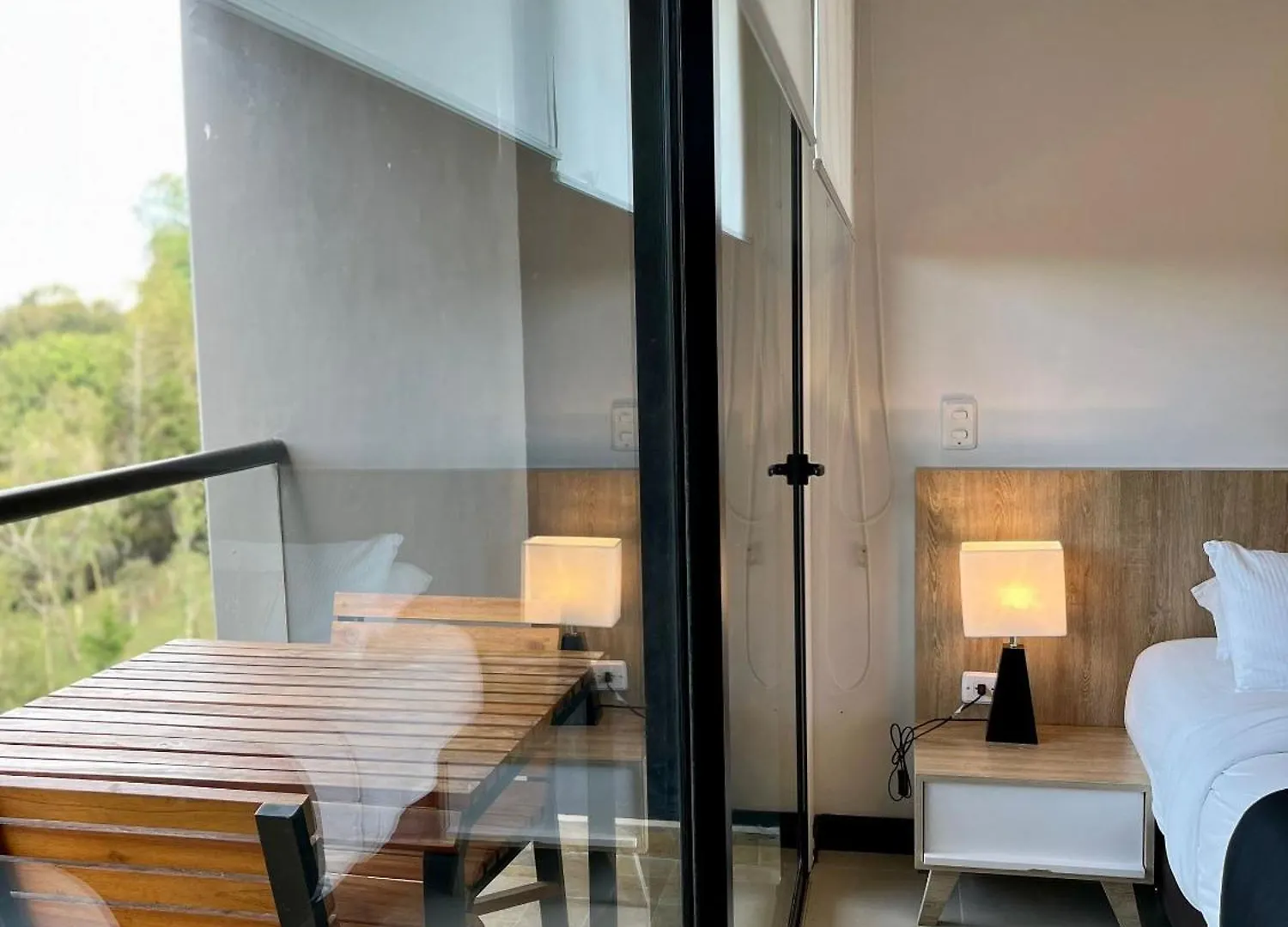 Room In Bb - Luxurious Mountain-View Suite San Antonio  Guest house
